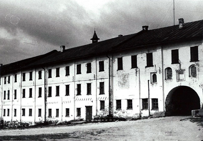    1986 